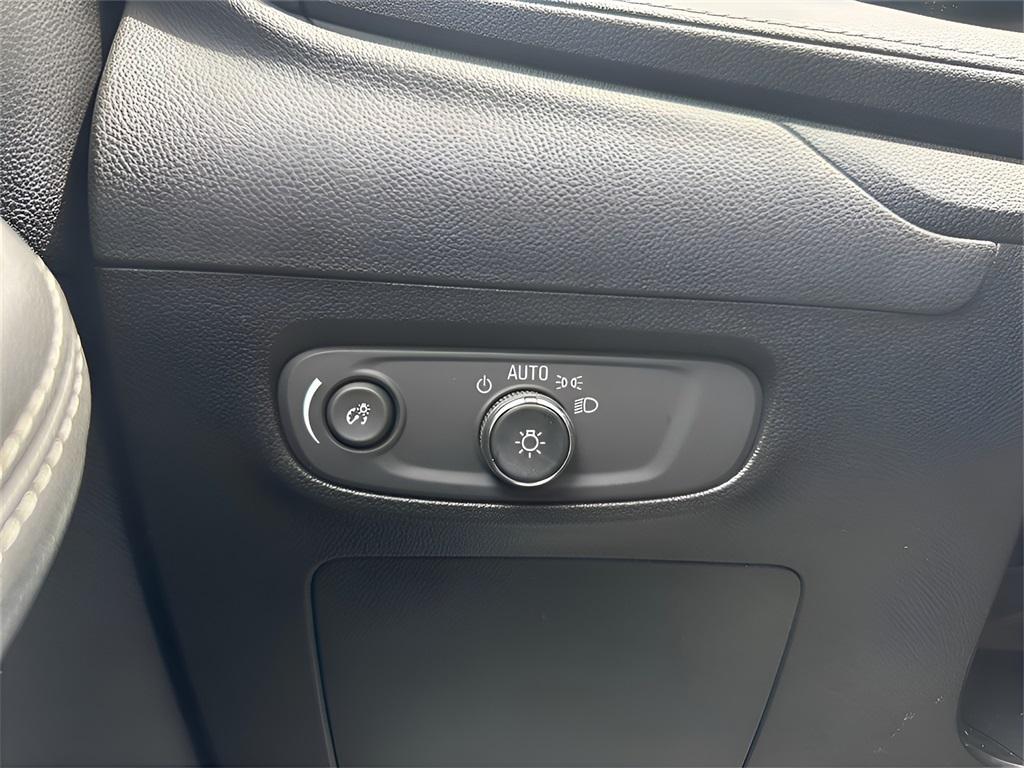 used 2024 Buick Encore GX car, priced at $22,499