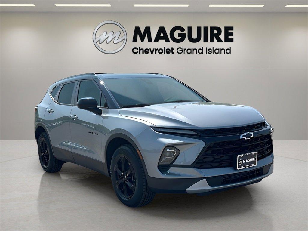 used 2025 Chevrolet Blazer car, priced at $35,499