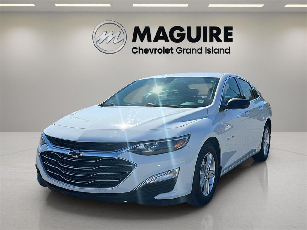 used 2022 Chevrolet Malibu car, priced at $18,999