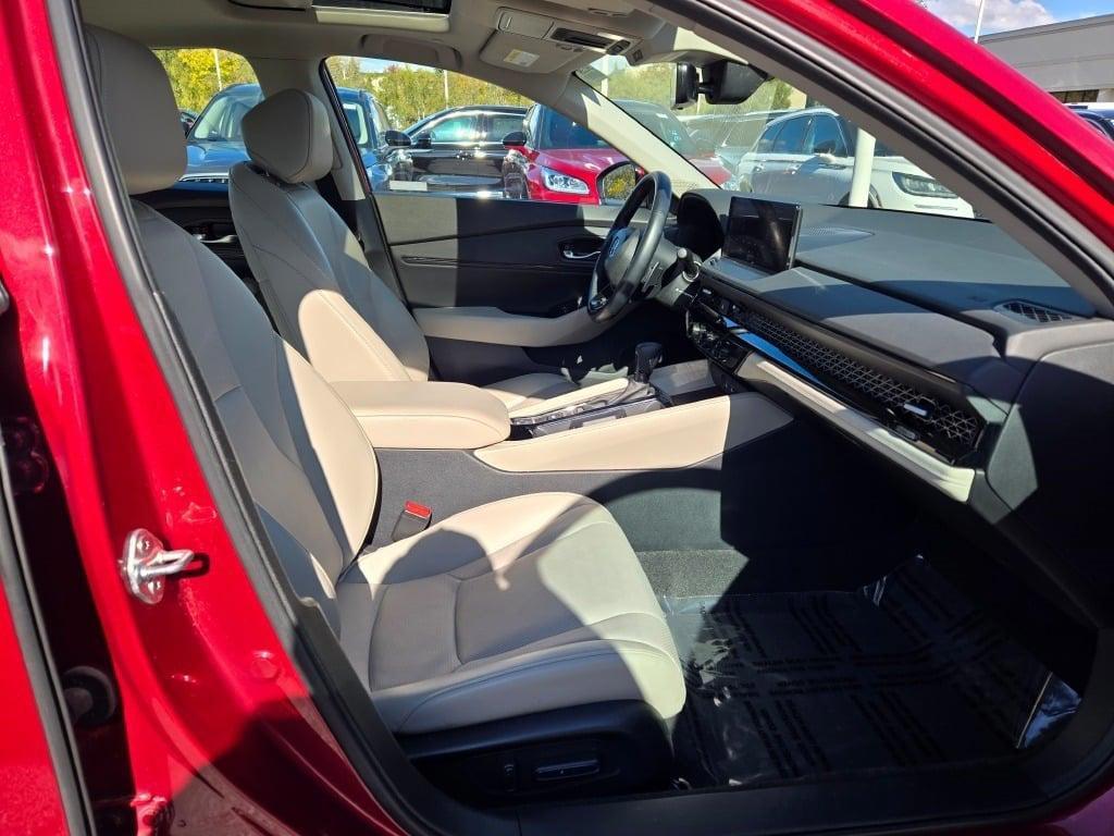 used 2024 Honda Accord Hybrid car, priced at $29,290