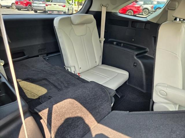 used 2024 Kia Sorento Hybrid car, priced at $36,990