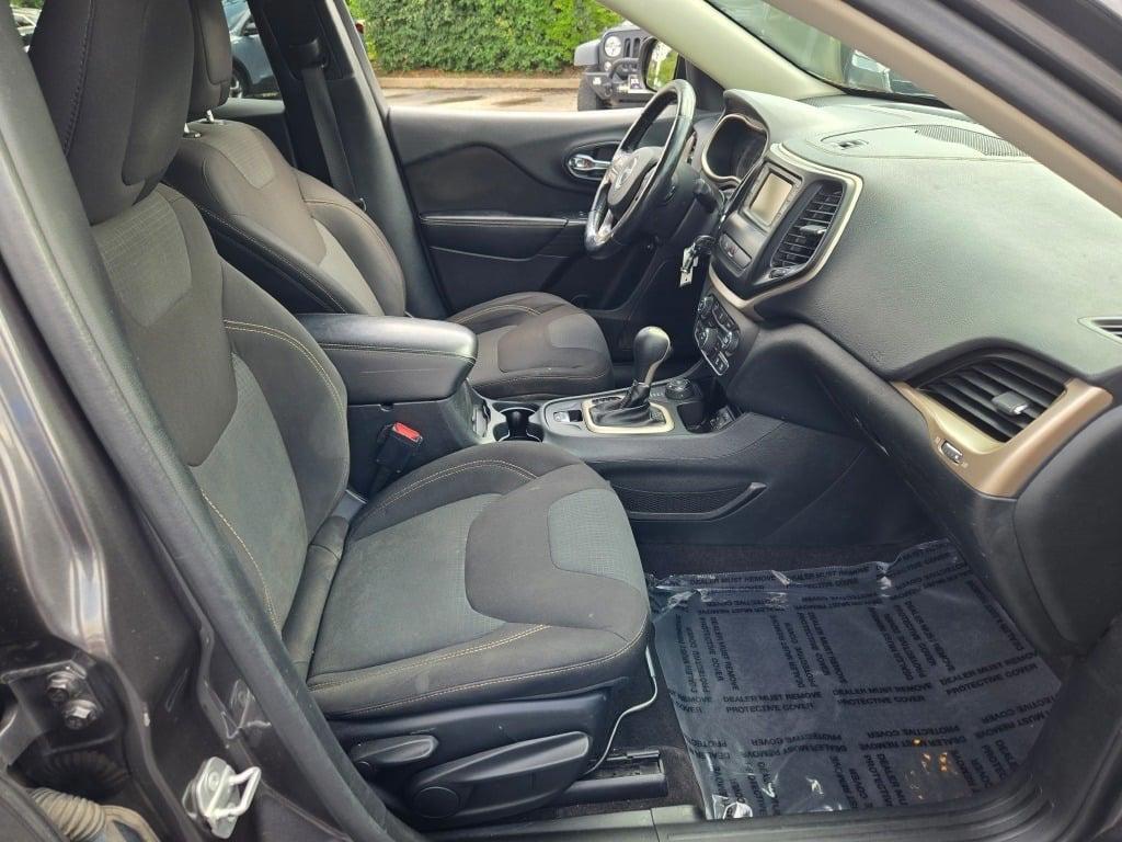 used 2016 Jeep Cherokee car, priced at $9,990