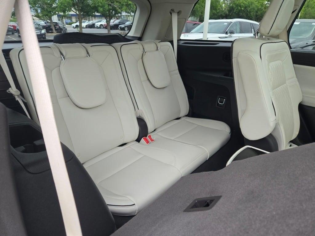 used 2020 Lincoln Aviator car, priced at $44,490