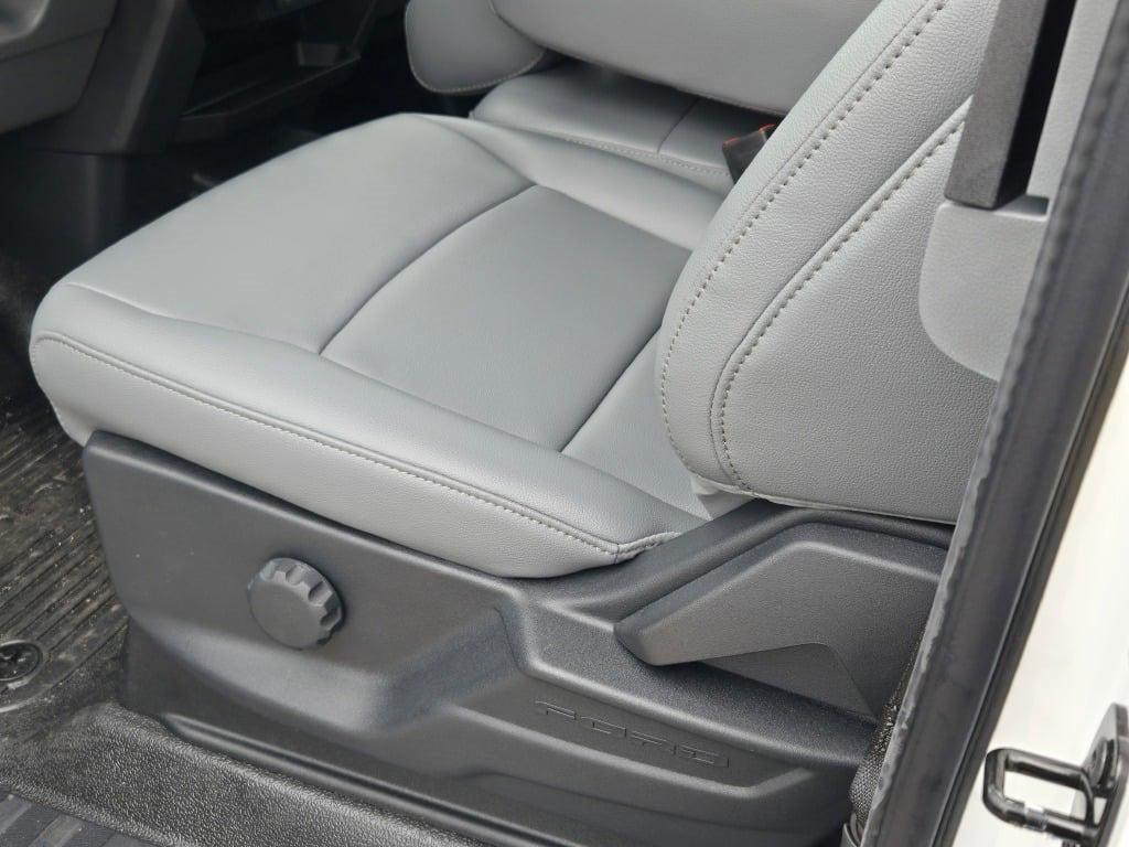 new 2025 Ford F-250 car, priced at $47,146