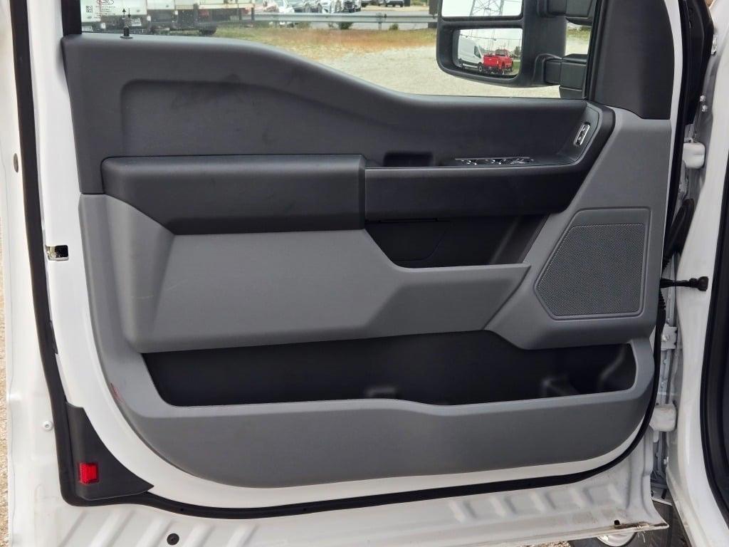 new 2025 Ford F-250 car, priced at $47,146