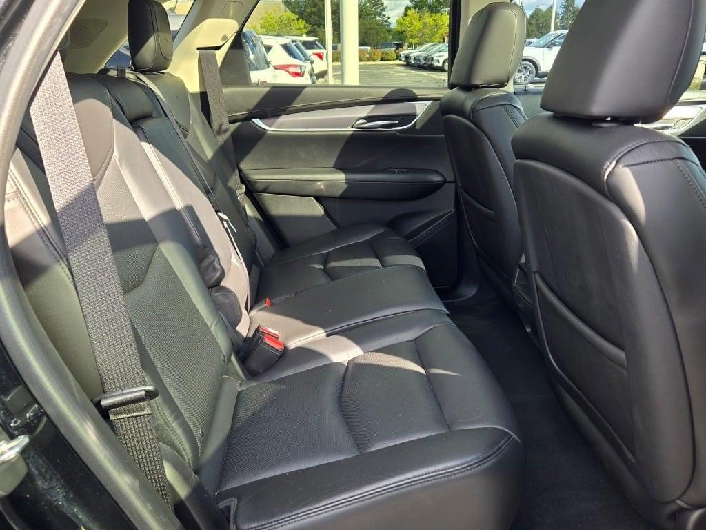 used 2017 Cadillac XT5 car, priced at $18,090