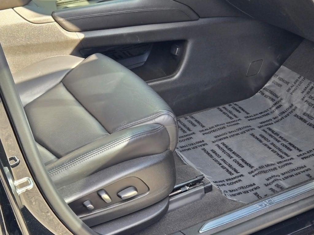 used 2017 Cadillac XT5 car, priced at $18,090