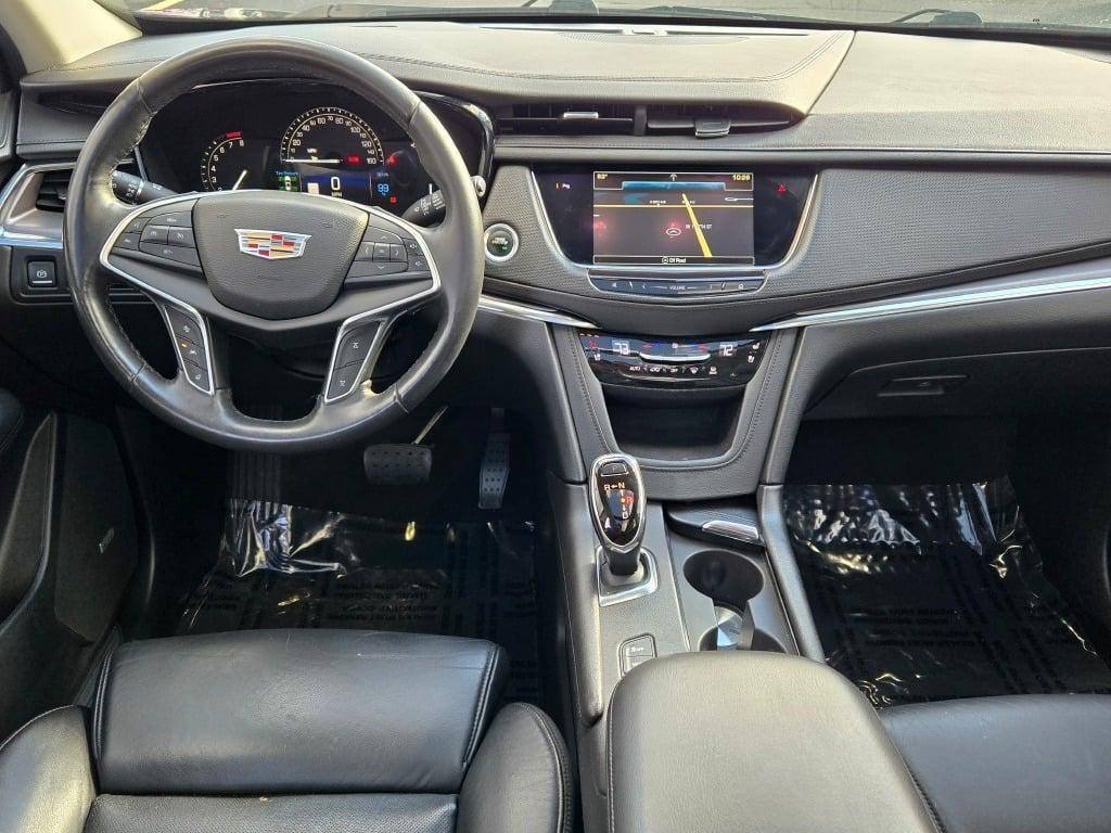 used 2017 Cadillac XT5 car, priced at $18,090