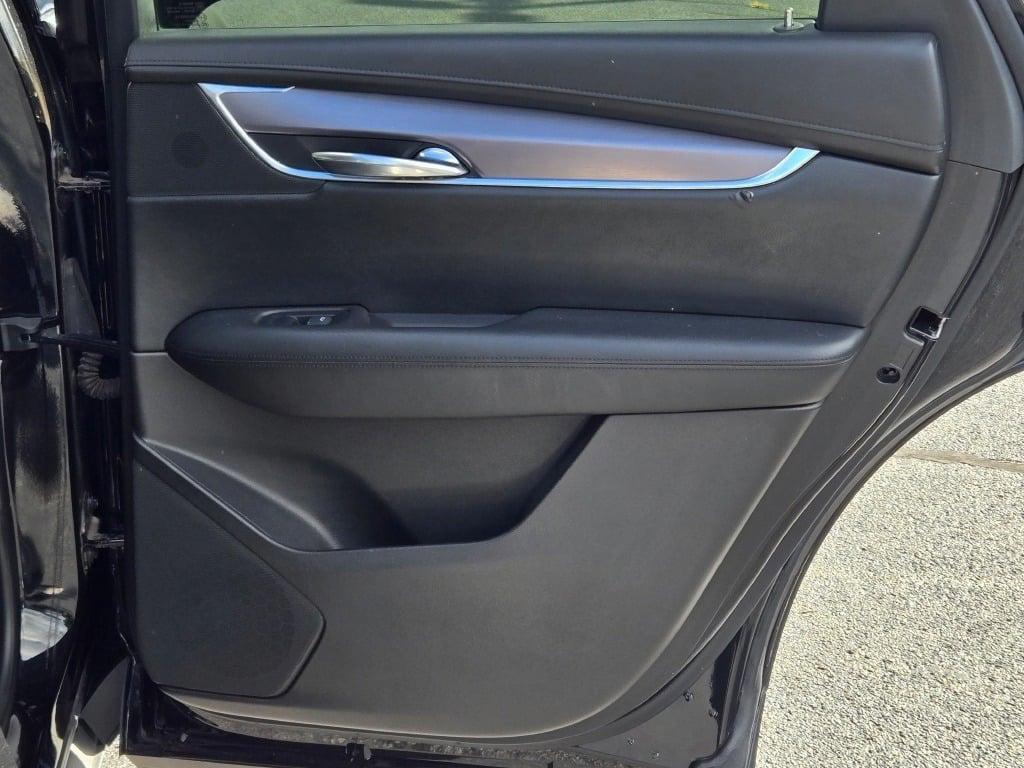 used 2017 Cadillac XT5 car, priced at $18,090