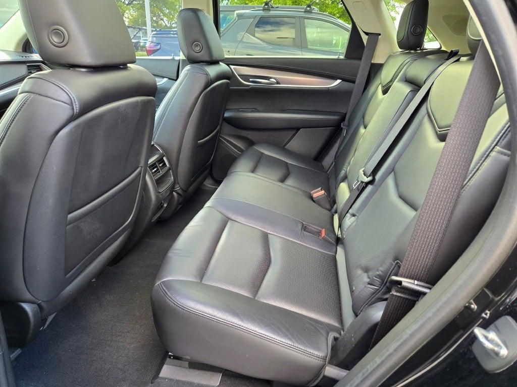 used 2017 Cadillac XT5 car, priced at $18,090