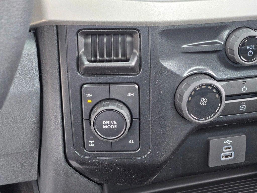 new 2025 Ford F-350 car, priced at $52,128