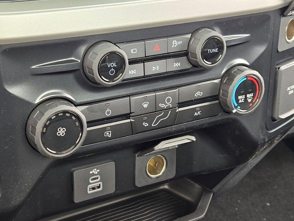 new 2025 Ford F-350 car, priced at $52,128