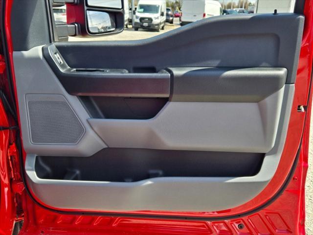 new 2025 Ford F-250 car, priced at $47,535