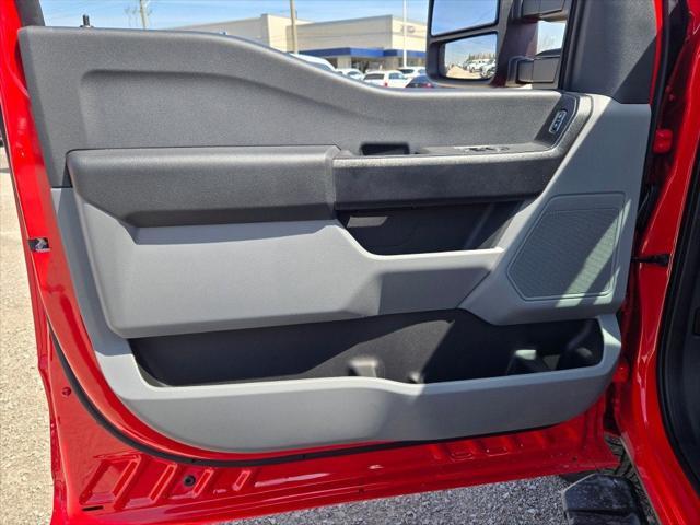 new 2025 Ford F-250 car, priced at $47,535