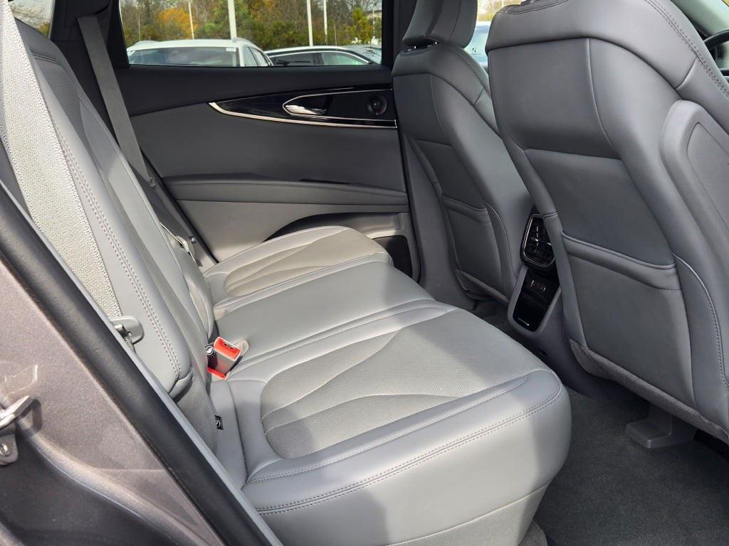 used 2021 Lincoln Nautilus car, priced at $36,490