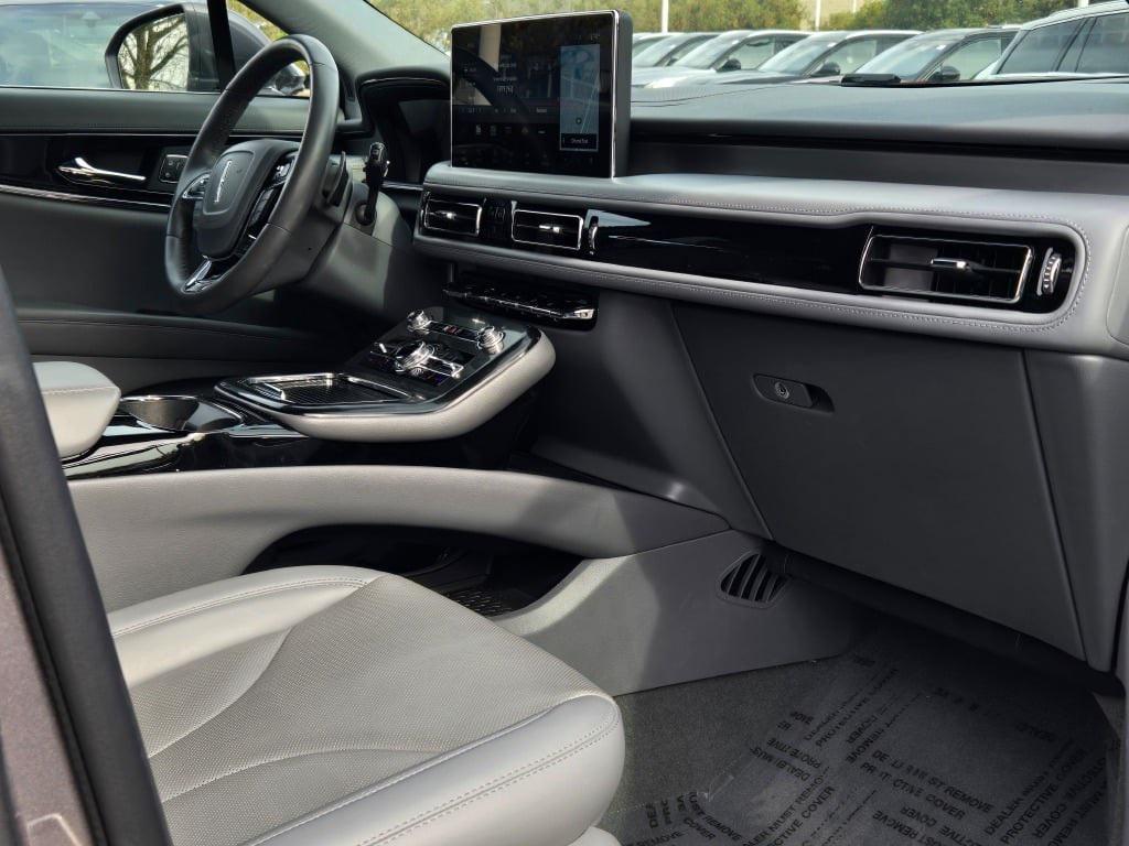 used 2021 Lincoln Nautilus car, priced at $36,490