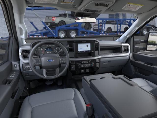 new 2025 Ford F-250 car, priced at $55,675