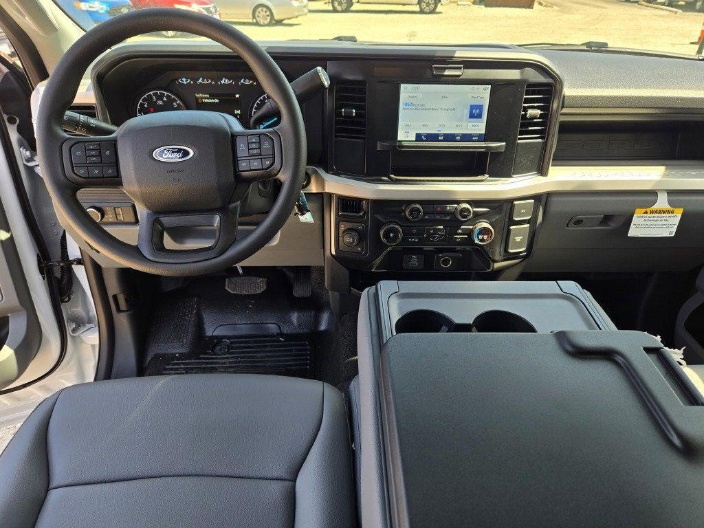 new 2025 Ford F-250 car, priced at $49,587