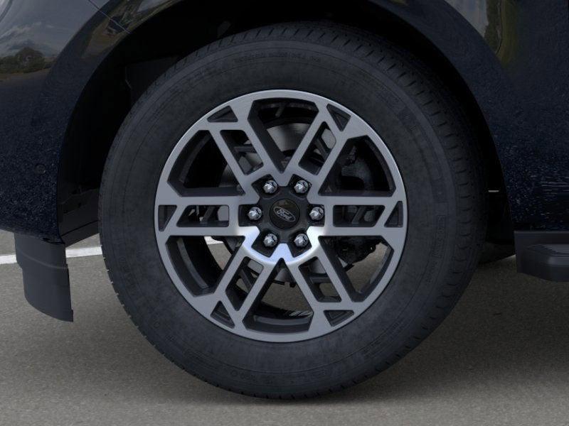 new 2025 Ford Expedition car, priced at $70,405