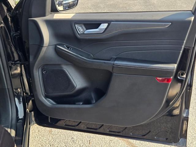 used 2023 Ford Escape car, priced at $24,990