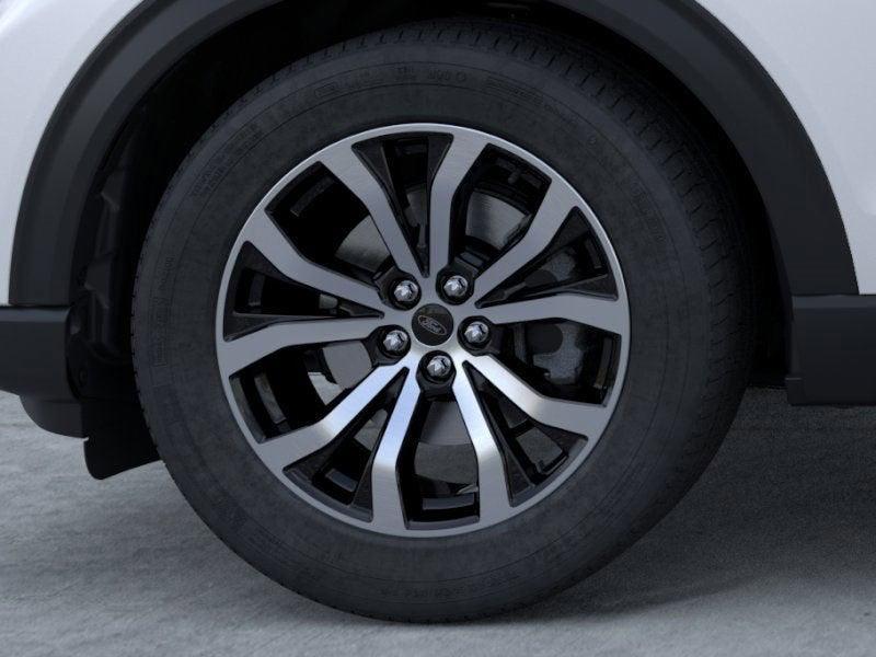 new 2025 Ford Explorer car, priced at $48,613