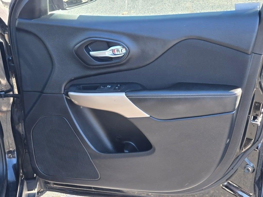 used 2017 Jeep Cherokee car, priced at $9,990