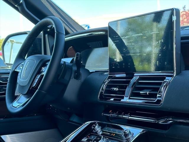 new 2024 Lincoln Navigator car, priced at $92,441