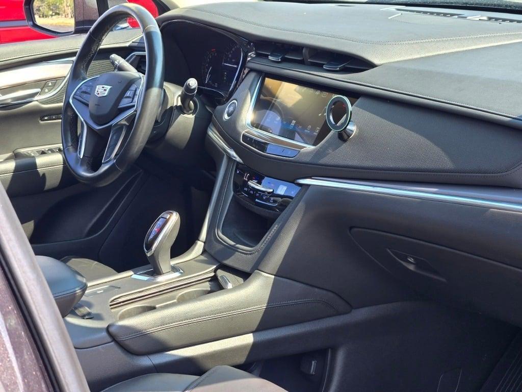 used 2019 Cadillac XT5 car, priced at $25,490