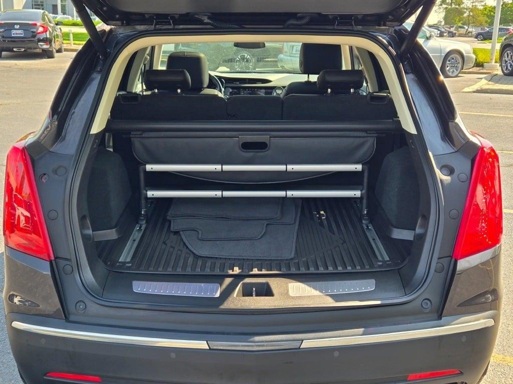 used 2019 Cadillac XT5 car, priced at $25,490