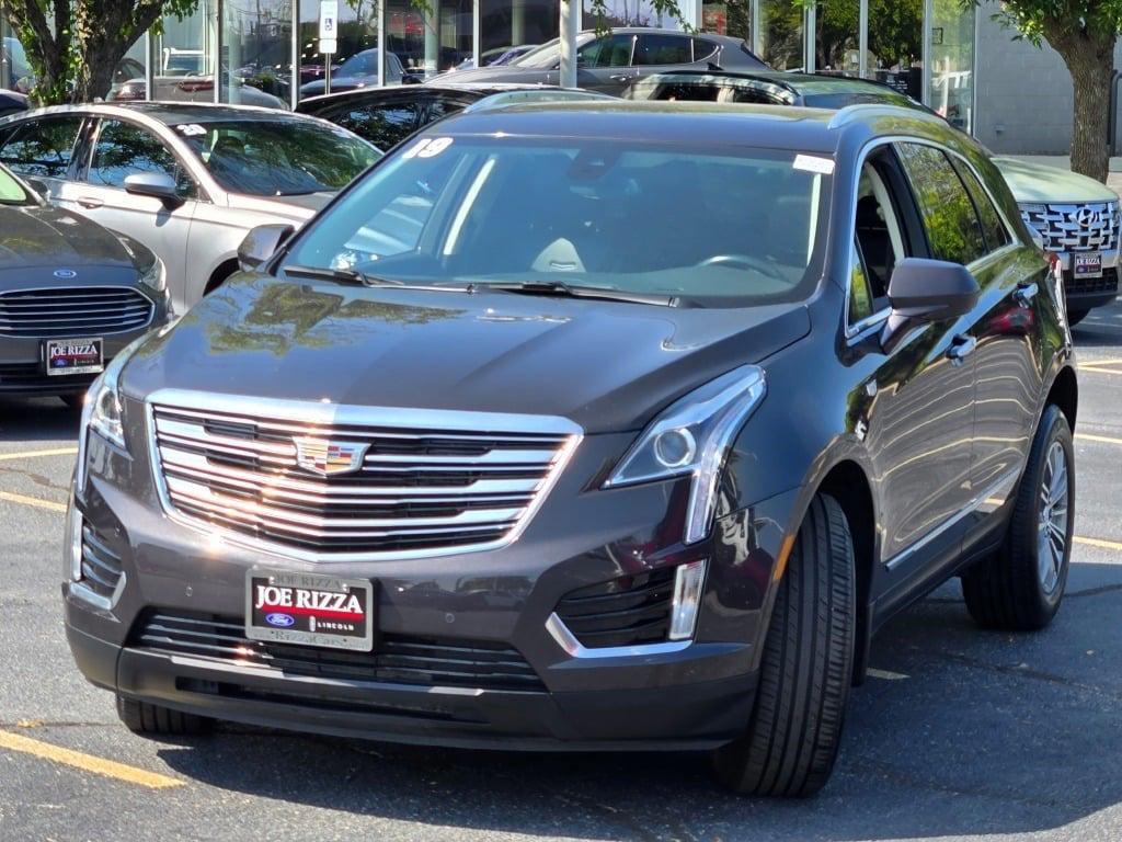 used 2019 Cadillac XT5 car, priced at $25,490