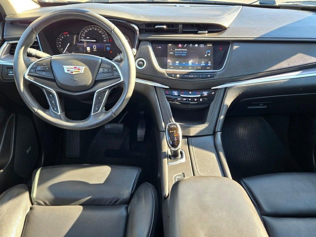 used 2017 Cadillac XT5 car, priced at $19,390