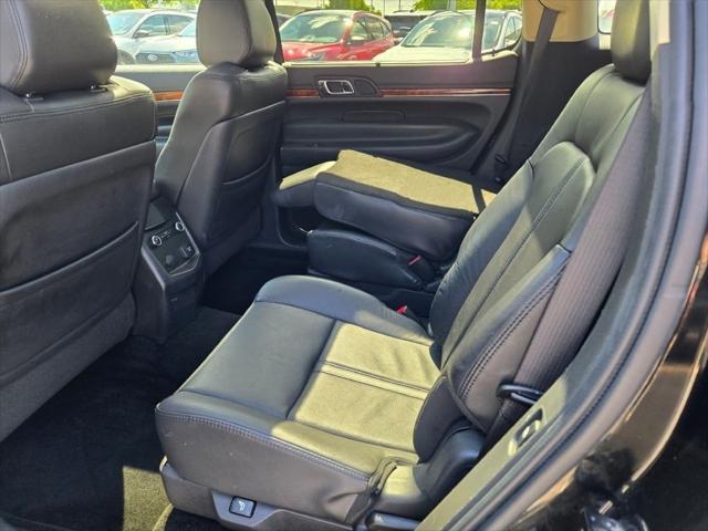 used 2016 Lincoln MKT car, priced at $13,990