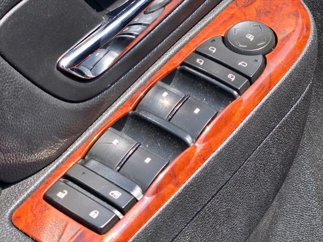 used 2011 Chevrolet Avalanche car, priced at $15,990