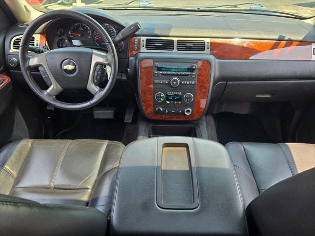 used 2011 Chevrolet Avalanche car, priced at $15,990