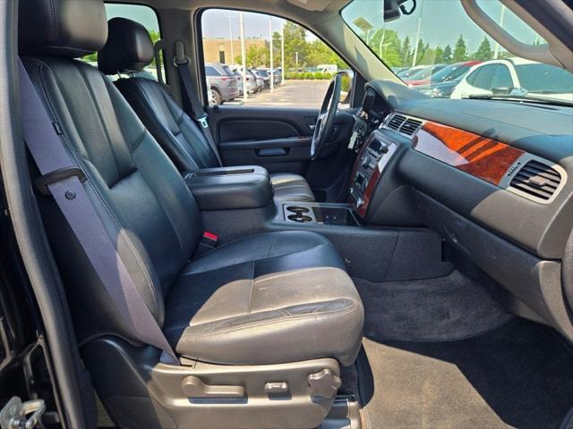 used 2011 Chevrolet Avalanche car, priced at $15,990