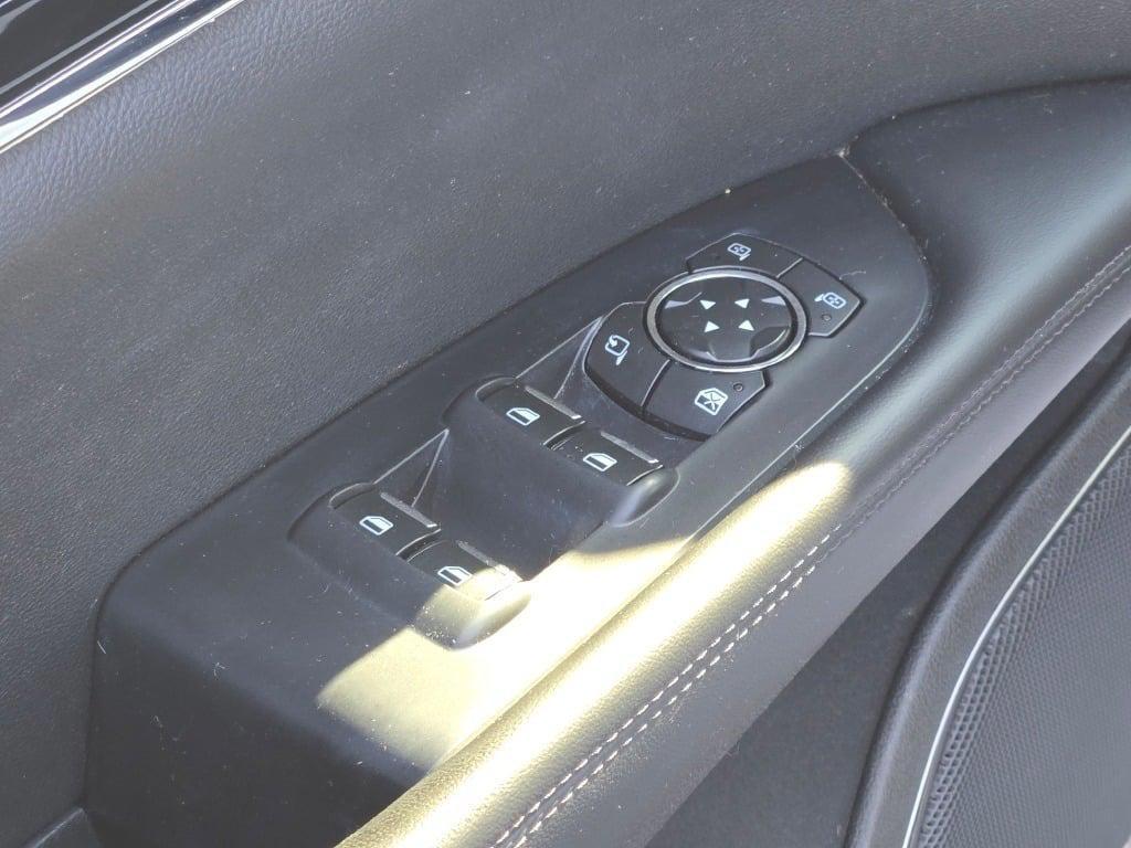 used 2022 Lincoln Nautilus car, priced at $31,490