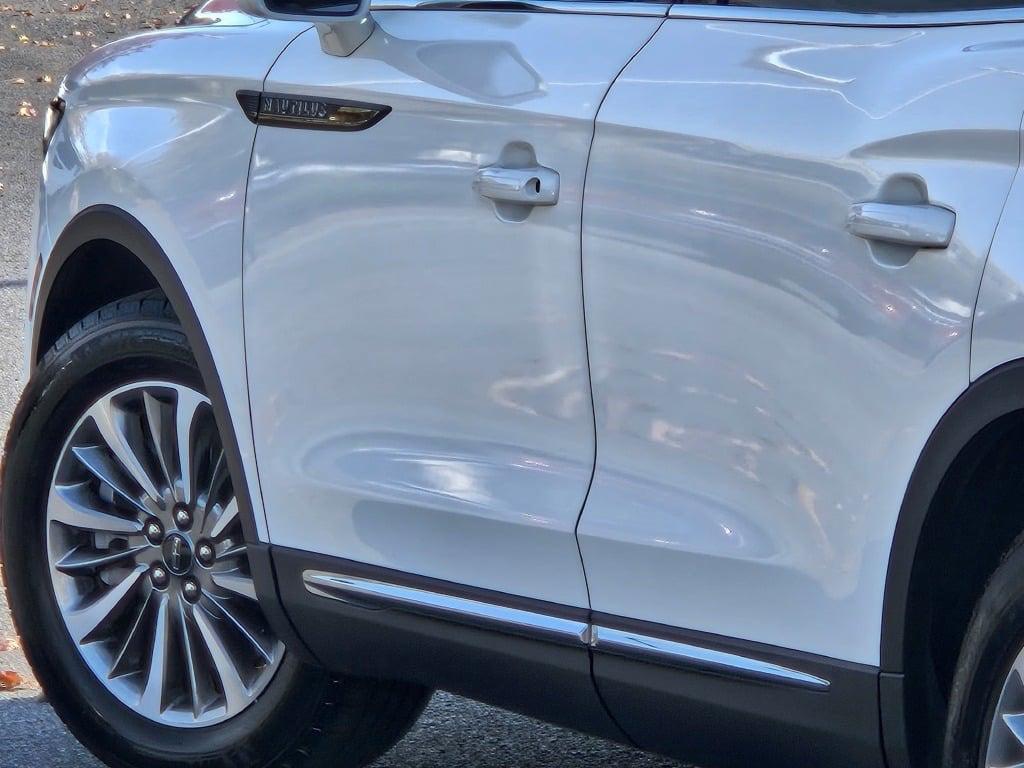 used 2022 Lincoln Nautilus car, priced at $31,490