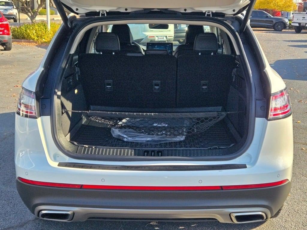 used 2022 Lincoln Nautilus car, priced at $31,490