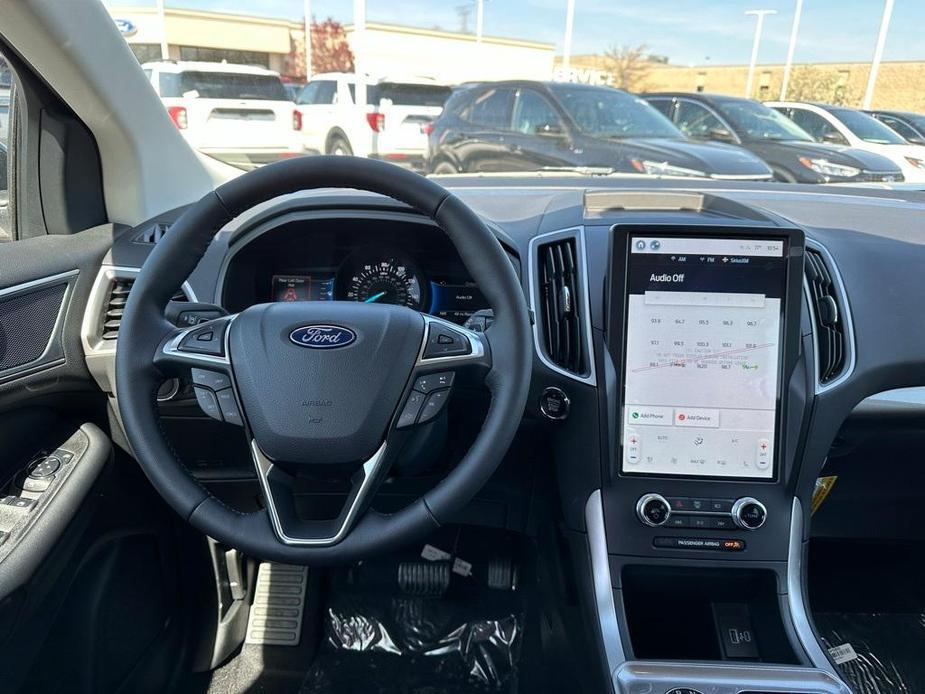 new 2024 Ford Edge car, priced at $42,040