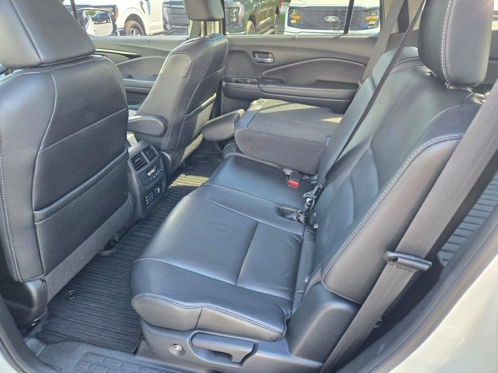 used 2017 Honda Pilot car, priced at $21,290
