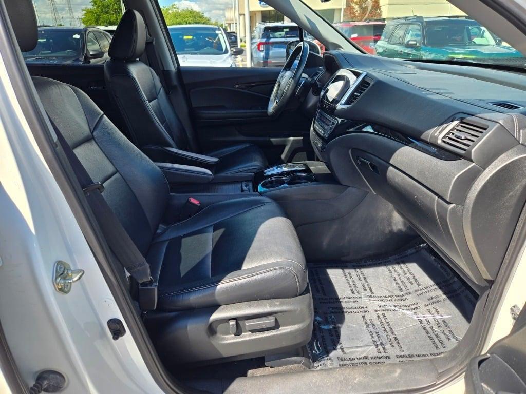 used 2017 Honda Pilot car, priced at $21,290