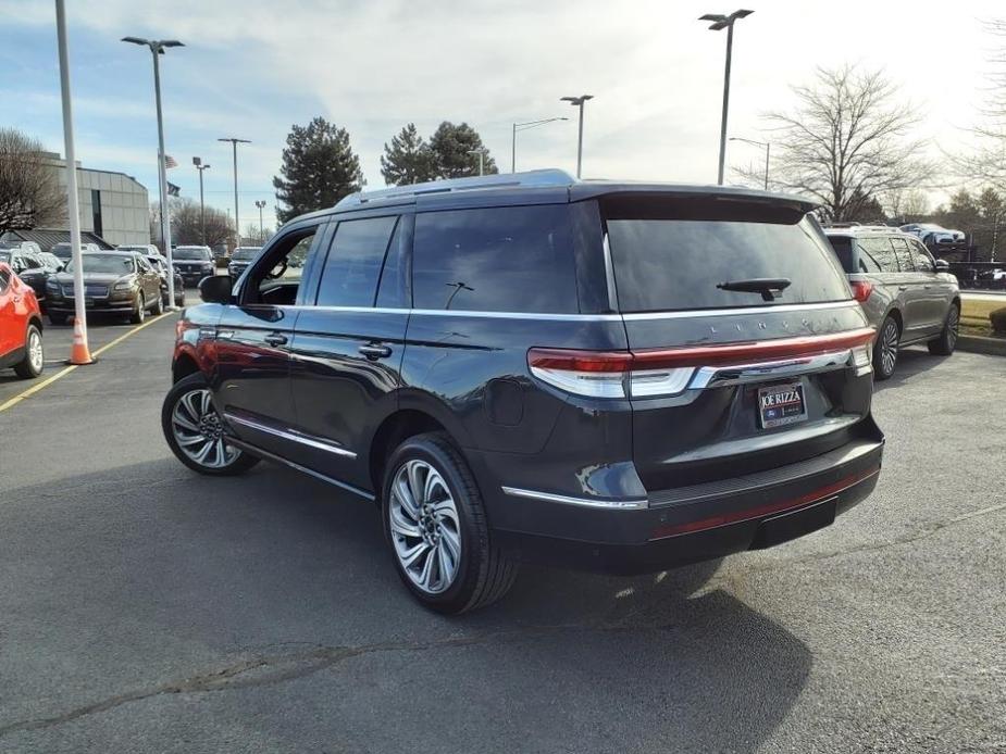 new 2022 Lincoln Navigator car, priced at $84,395