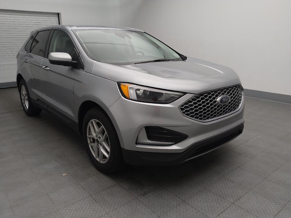 used 2024 Ford Edge car, priced at $27,595