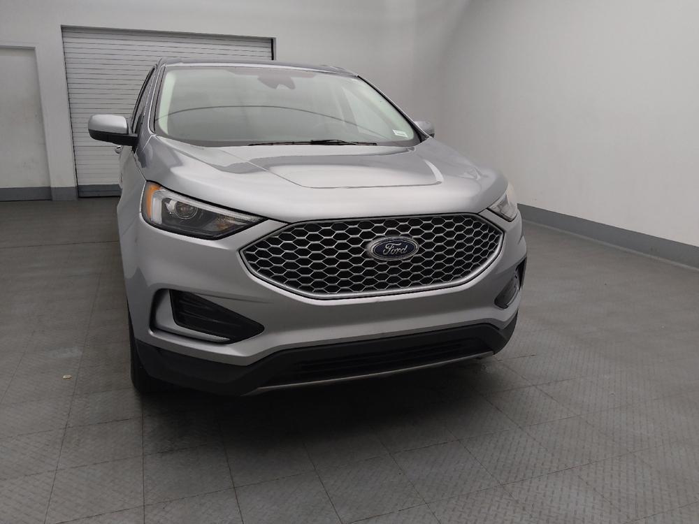 used 2024 Ford Edge car, priced at $27,595