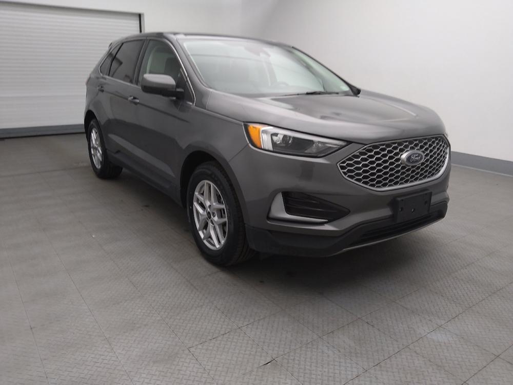 used 2024 Ford Edge car, priced at $27,795
