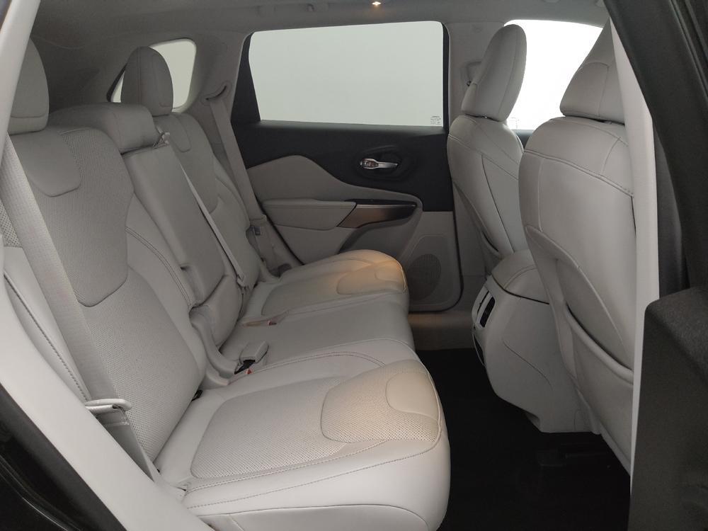 used 2021 Jeep Cherokee car, priced at $23,795