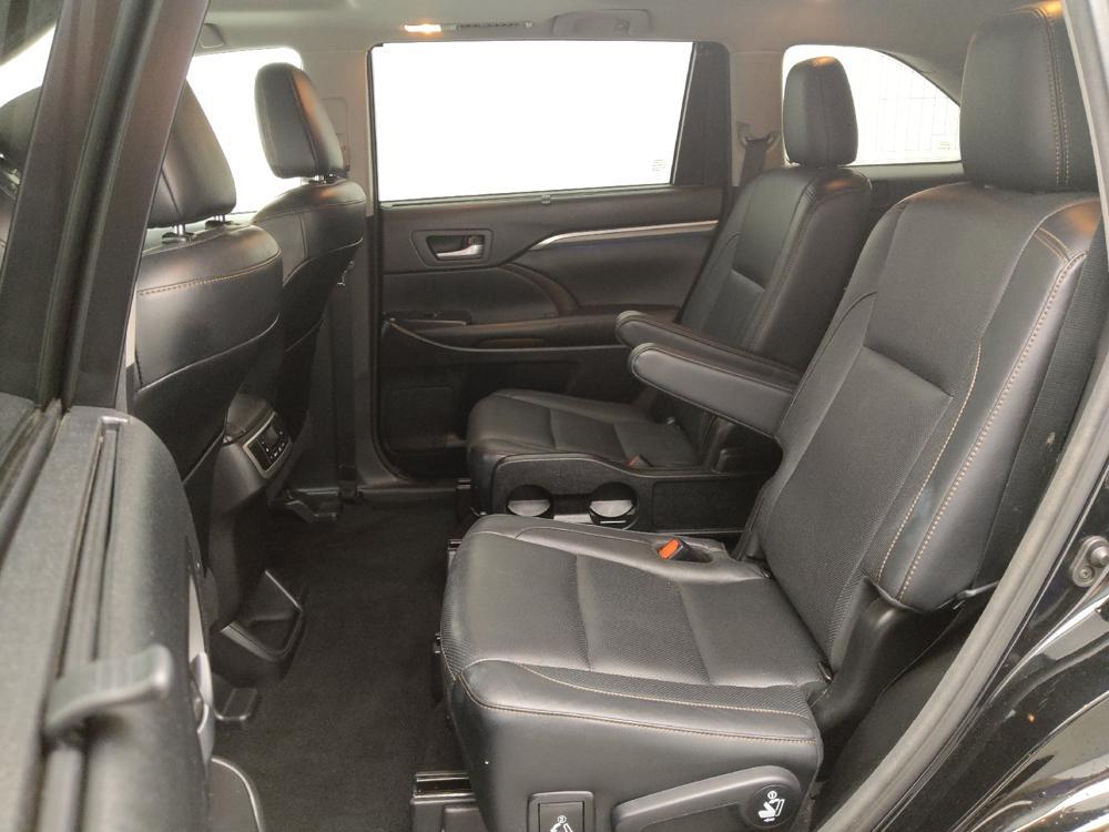used 2017 Toyota Highlander car, priced at $23,995