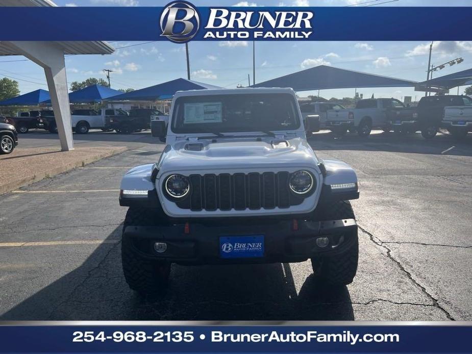 new 2024 Jeep Gladiator car, priced at $58,930