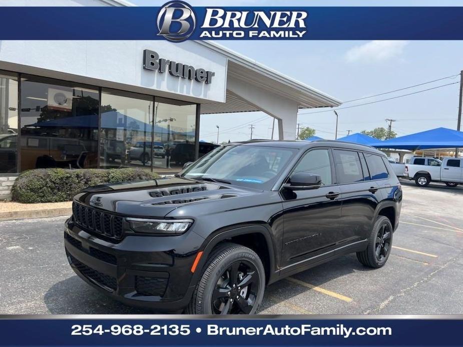 new 2024 Jeep Grand Cherokee L car, priced at $46,403