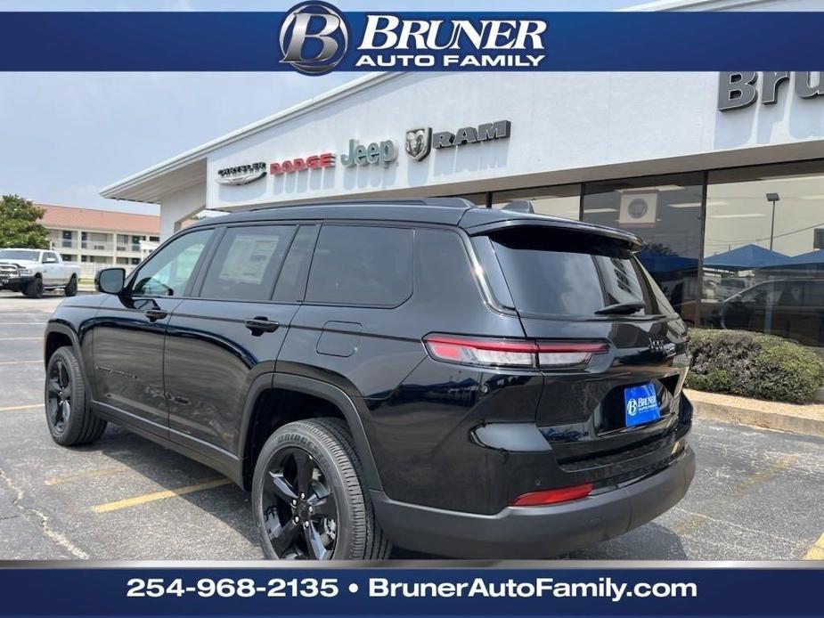 new 2024 Jeep Grand Cherokee L car, priced at $46,403